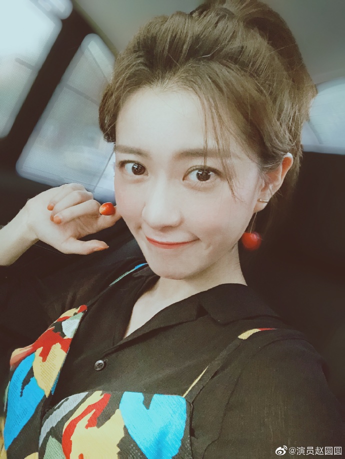 美女演员赵圆圆迷人写真美照欣赏好漂亮