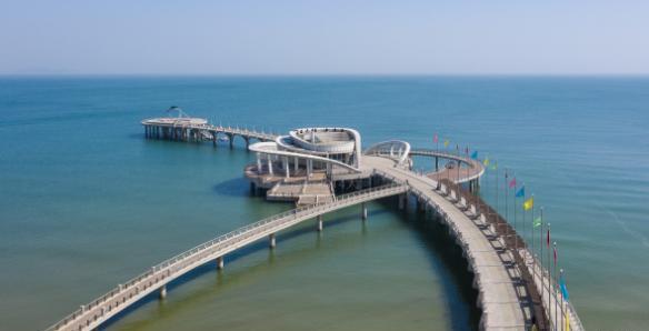 中国最长的海上栈桥全长有着624米位于山东烟台市