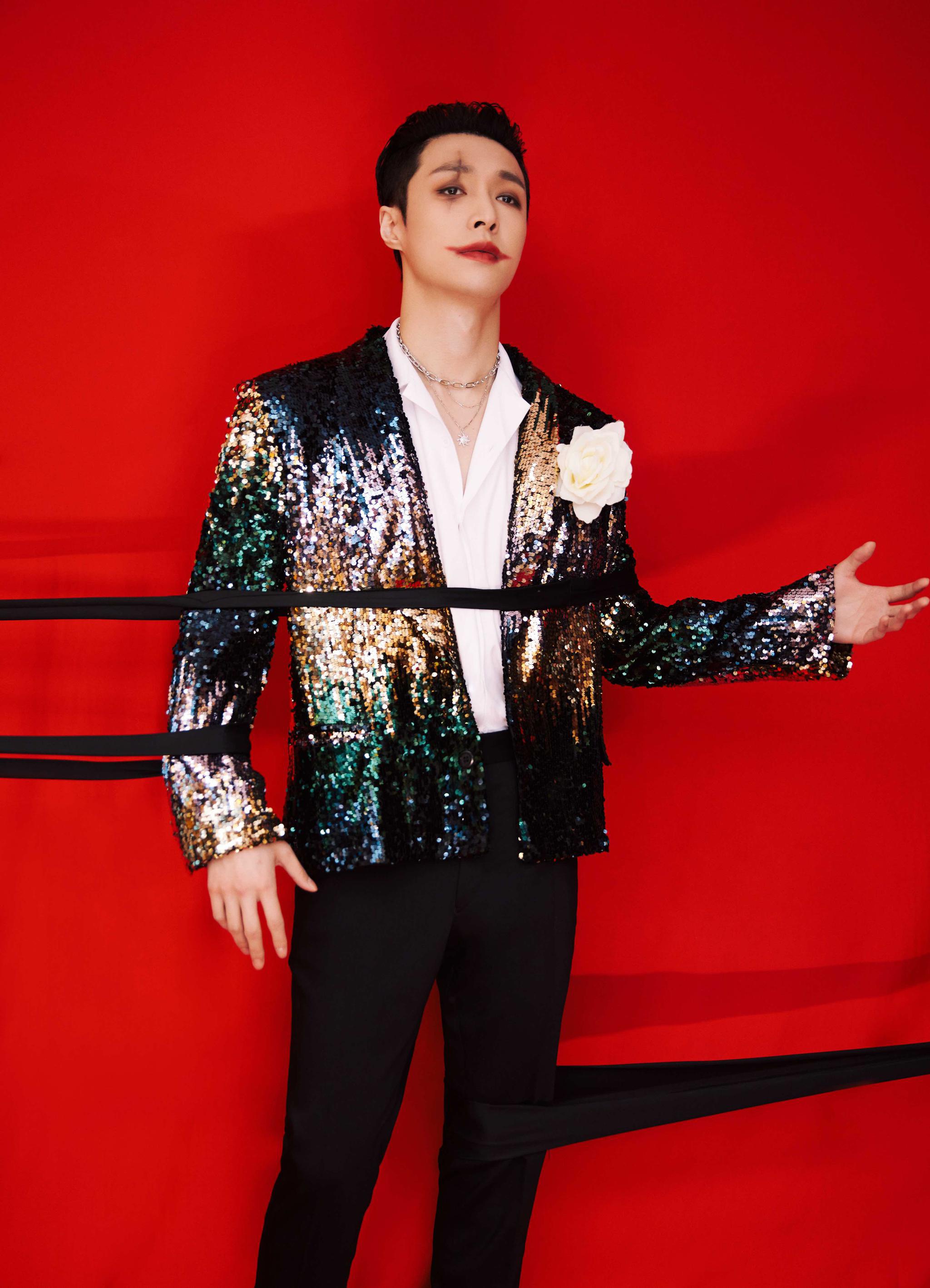 张艺兴做客人民论坛直播间 畅谈文艺新气象新发展(图6)