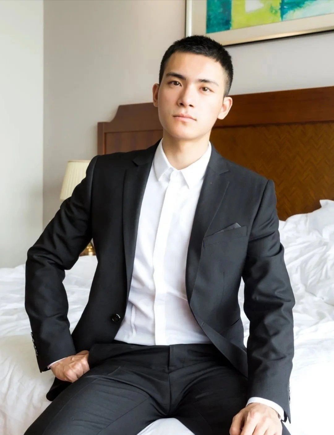 组图 禁欲系寸头西装男 这也太man了 高清图集 新浪网