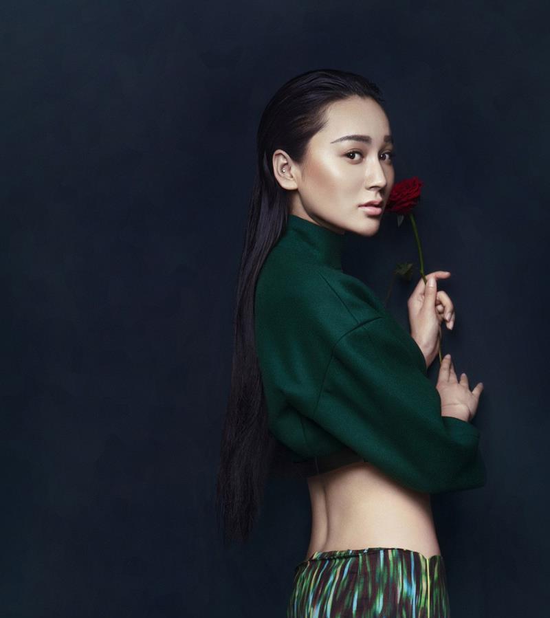 超美王艺嘉第832期时尚潮流美图欣赏