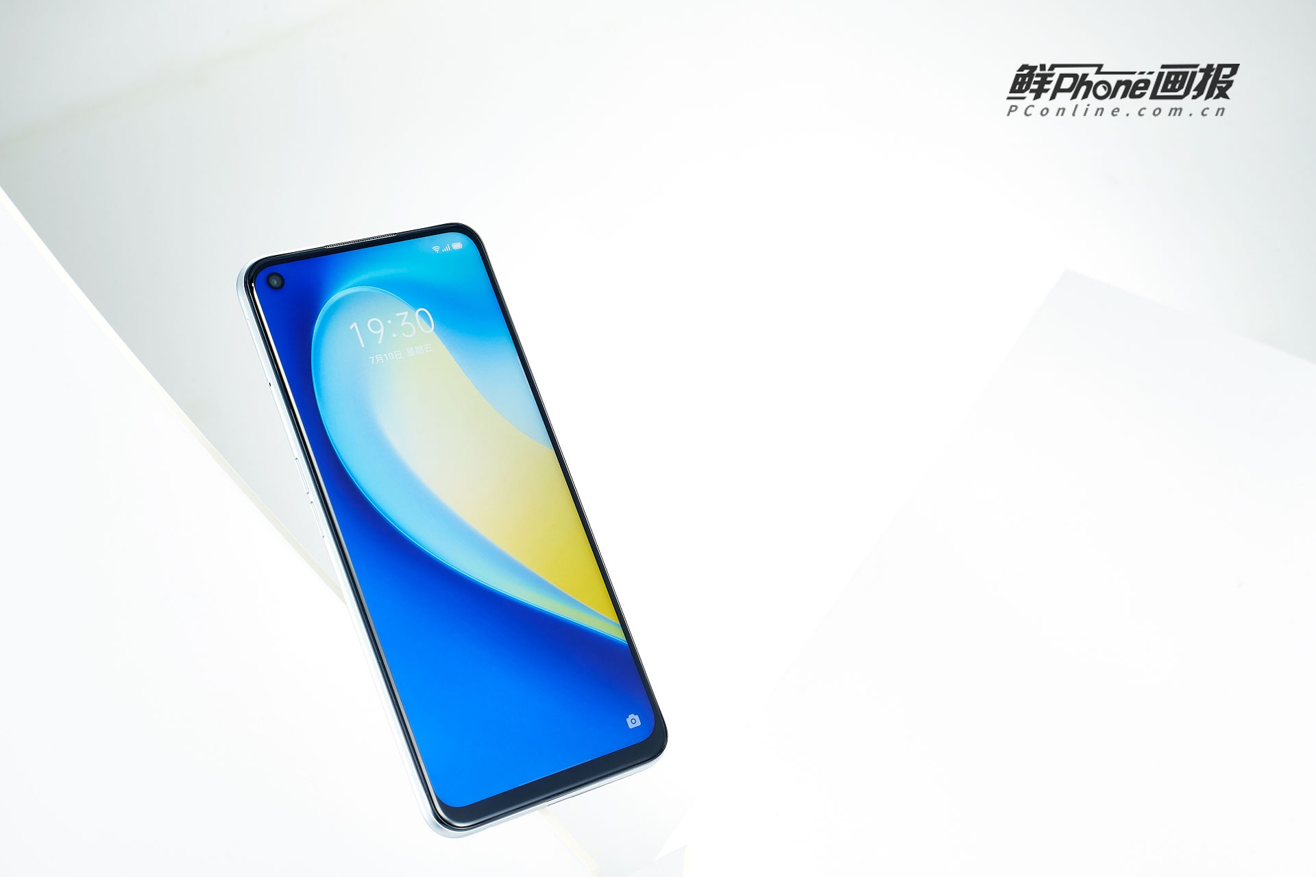 realme 真我v5图赏:实力强悍,颜值更高