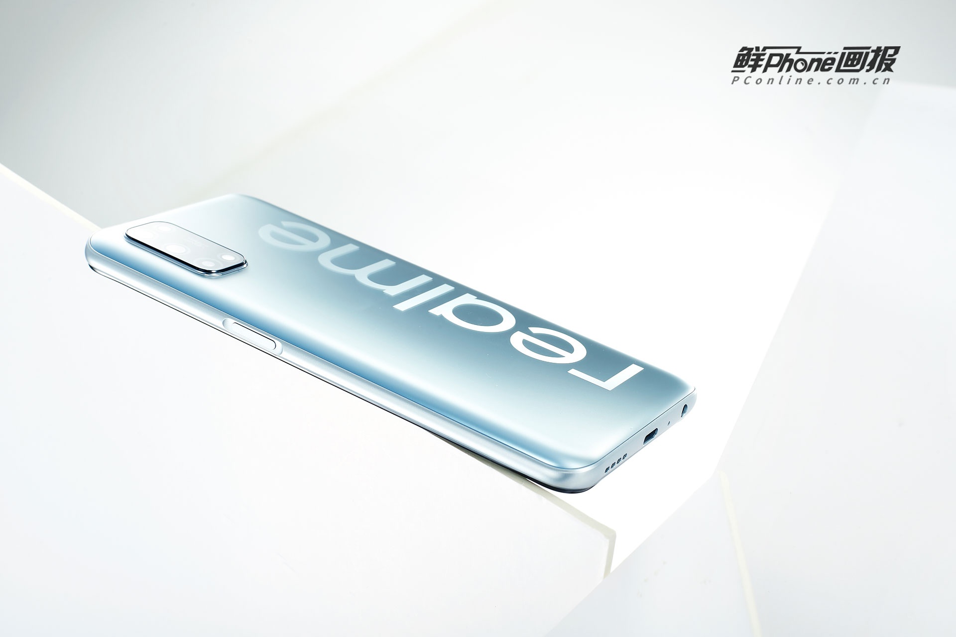 realme 真我v5图赏:实力强悍,颜值更高