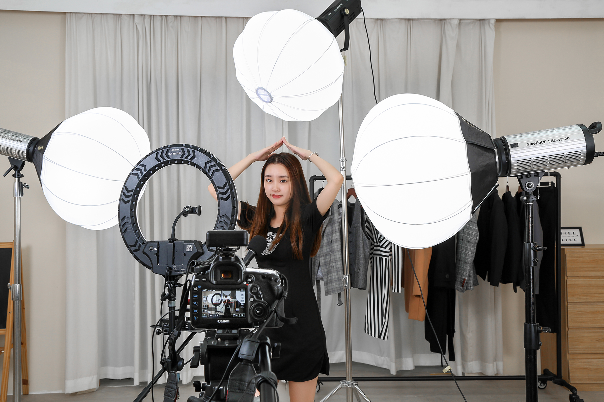 中小型服装直播间箱包直播间家电食品直播间都适用的布光方案