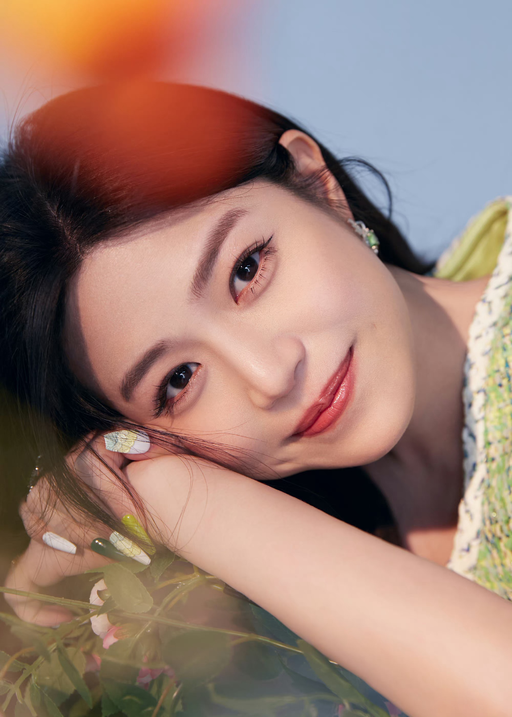 陈妍希小香风大片清新的春日气息温暖明媚温柔美丽