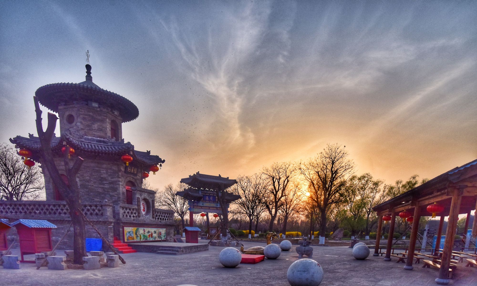 老家洪洞大槐树寻根祭祖园春意盎然