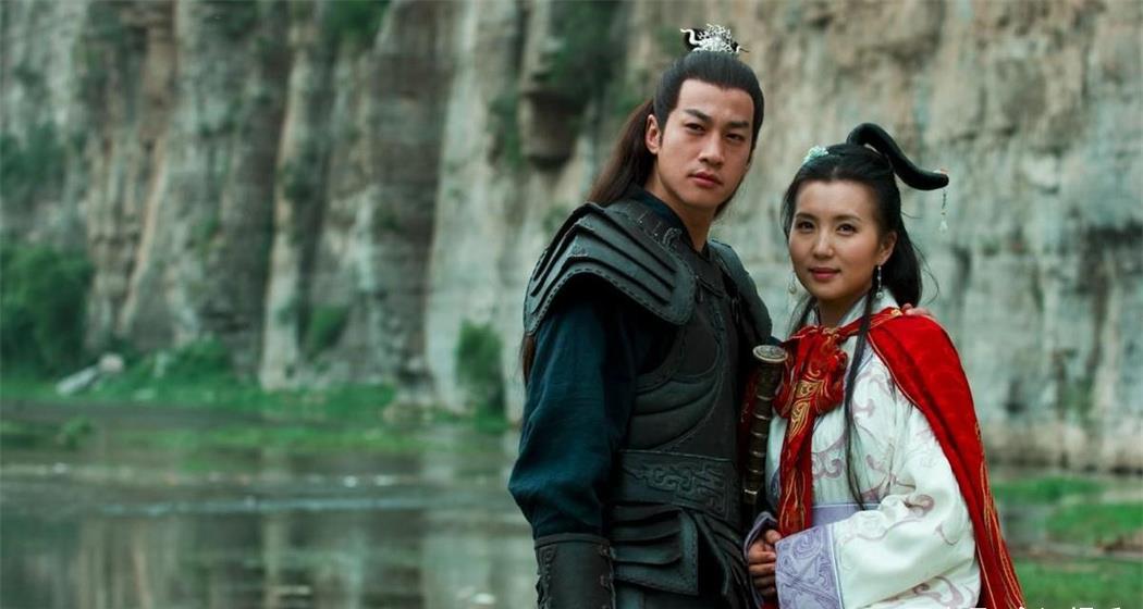 《风云》是由何润东,陶虹,赵文卓,千叶真一,王喜,蒋勤勤,孙兴,王祖平