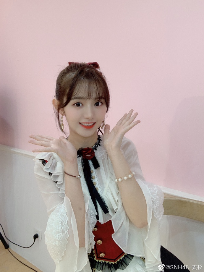 偶像美少女snh48-姜杉迷人写真美照欣赏