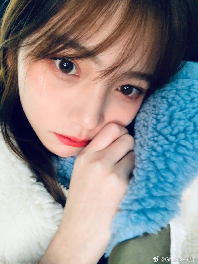 美女艺人gnz48-刘果迷人美照欣赏