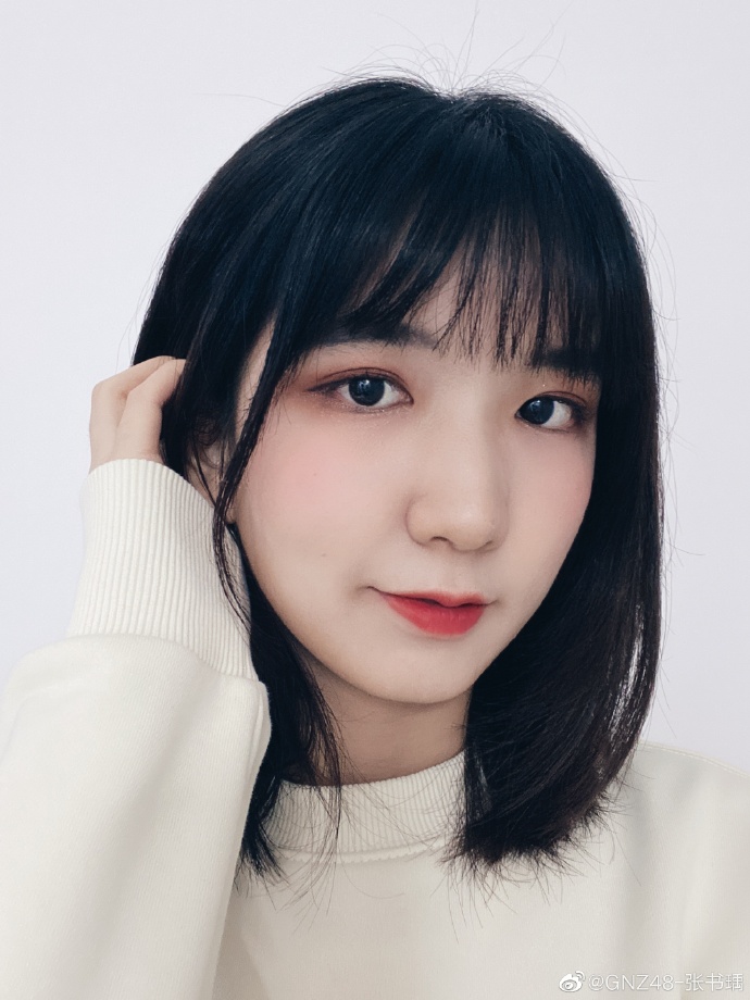 3/ 6美少女gnz48-张书瑀迷人写真美照好看2/ 6