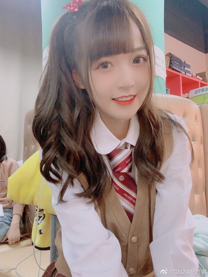 美少女gnz48-方琪迷人美照好可爱_高清图集_新浪网