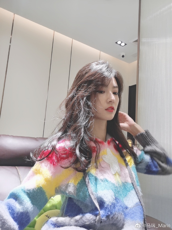 美女演员演员马瑞迷人美照欣赏_高清图集_新浪网