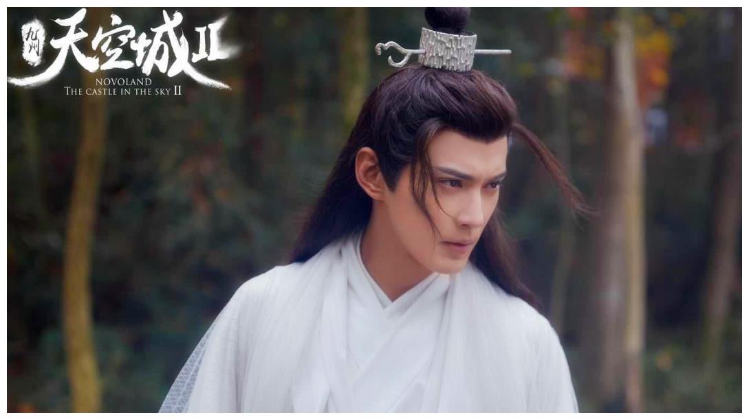 出道13年不温不火,出演反派却一夜走红,新剧和孙子抢小12岁女友