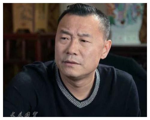 跟随师父28年,他才是真正的大弟子|路遥|赵本山|李政春_新浪新闻