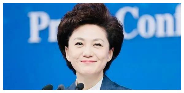 有央视"最帅主持人"美誉的郭志坚:妻儿神秘,曾因读错字被罚款