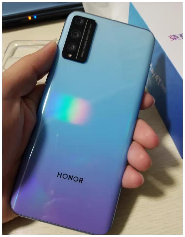 荣耀play4tpro测评年轻人的首选