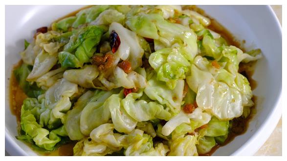 香辣美味的炝莲白,就是要这样做才好吃,简单营养的美味|莲白|包菜|香