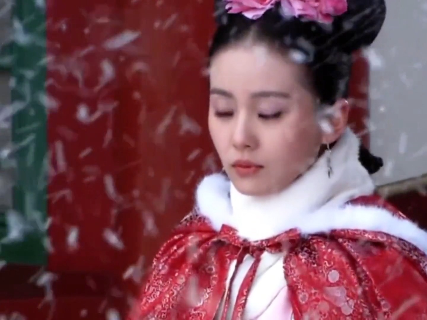 严艺丹《三寸天堂》步步惊心，一部光听音乐就能泪目的剧