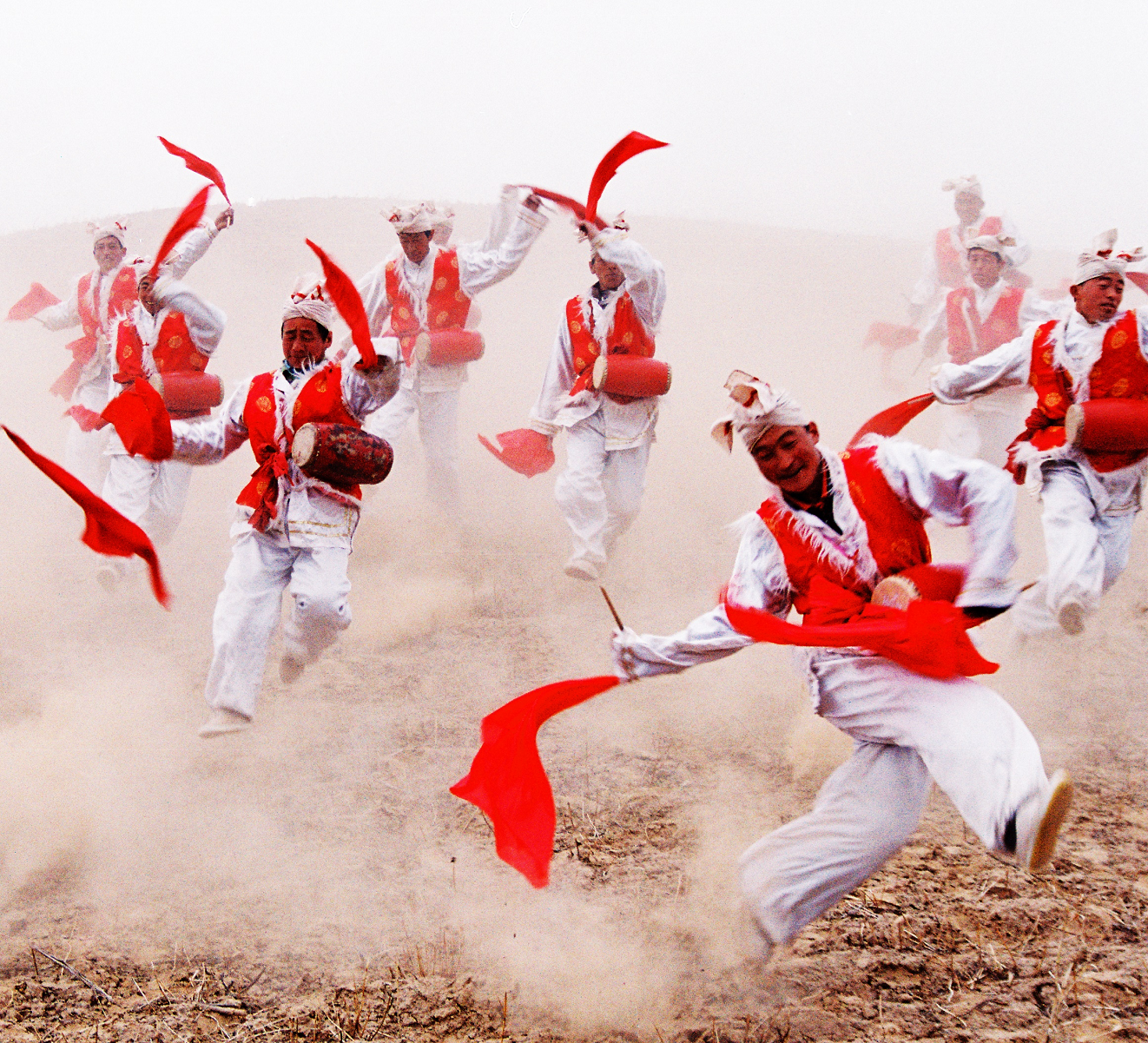 被誉为"天下第一鼓","东方神鼓","中华鼓王",是安塞文化艺术三杰之首