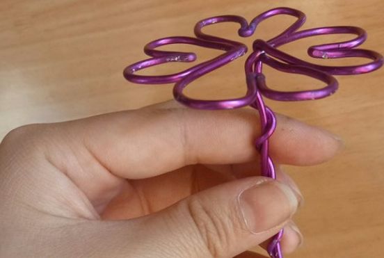 儿童铝线做四叶草教程 简单铝线四叶草的做法