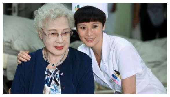 在我国的影视行业就有一位十分高寿并且艺术生命十分漫长的优秀演员