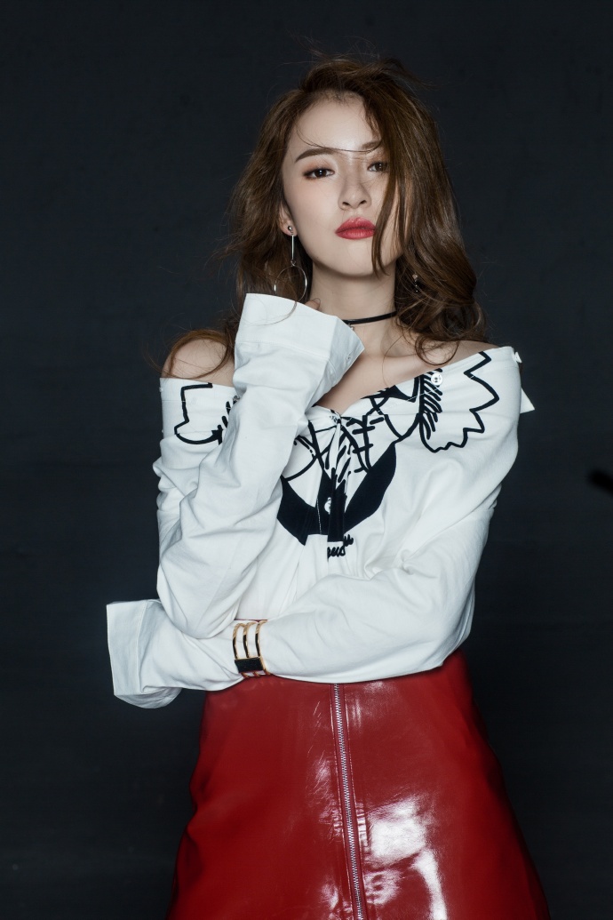 美女艺人刘雪婧迷人写真美照好看啊_高清图集_新浪网