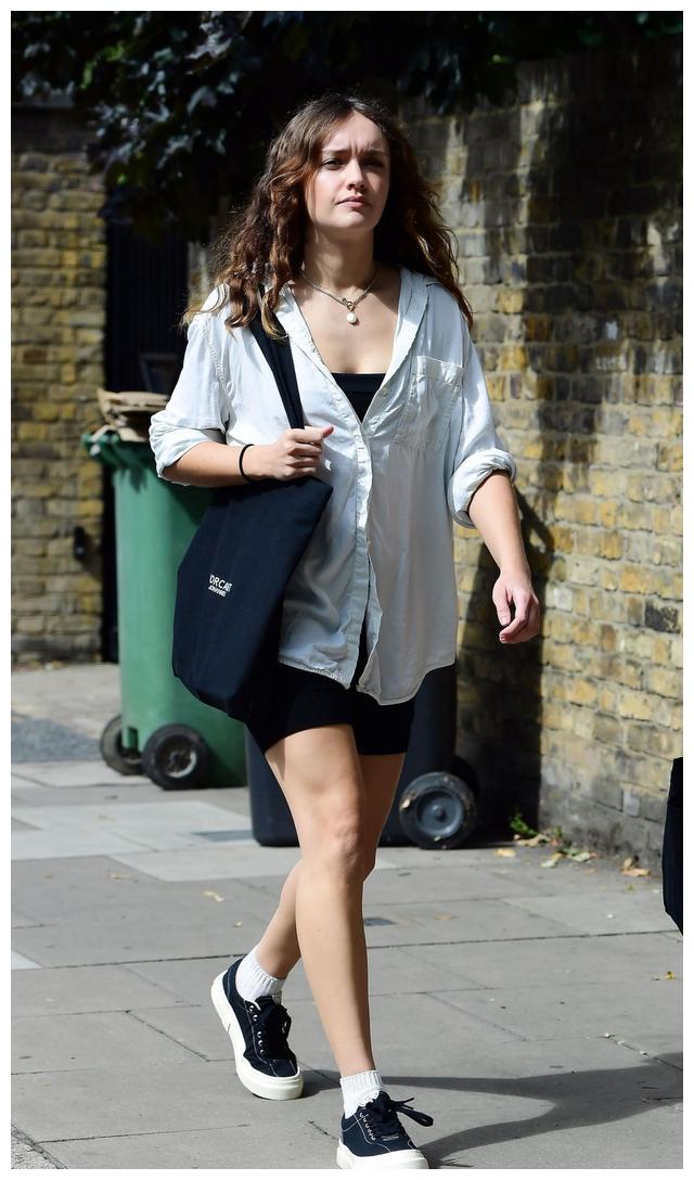 roberts)阿芮尔·温特(ariel winter)阿梅莉亚·温莎(amelia windsor)