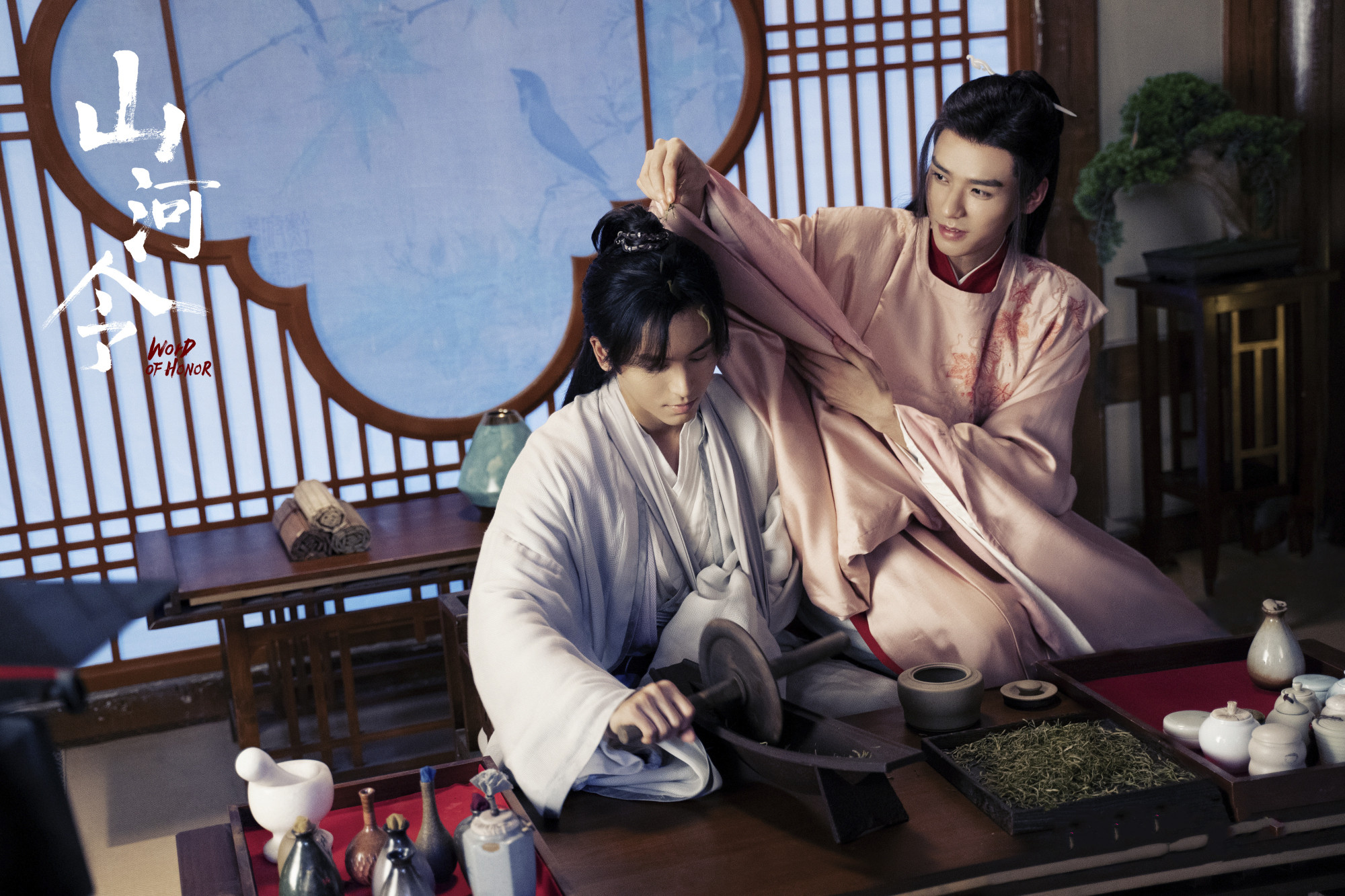 《山河令》：四季山庄外的较量，周子舒舌战叶白衣|山河令|白衣|周子舒_新浪新闻