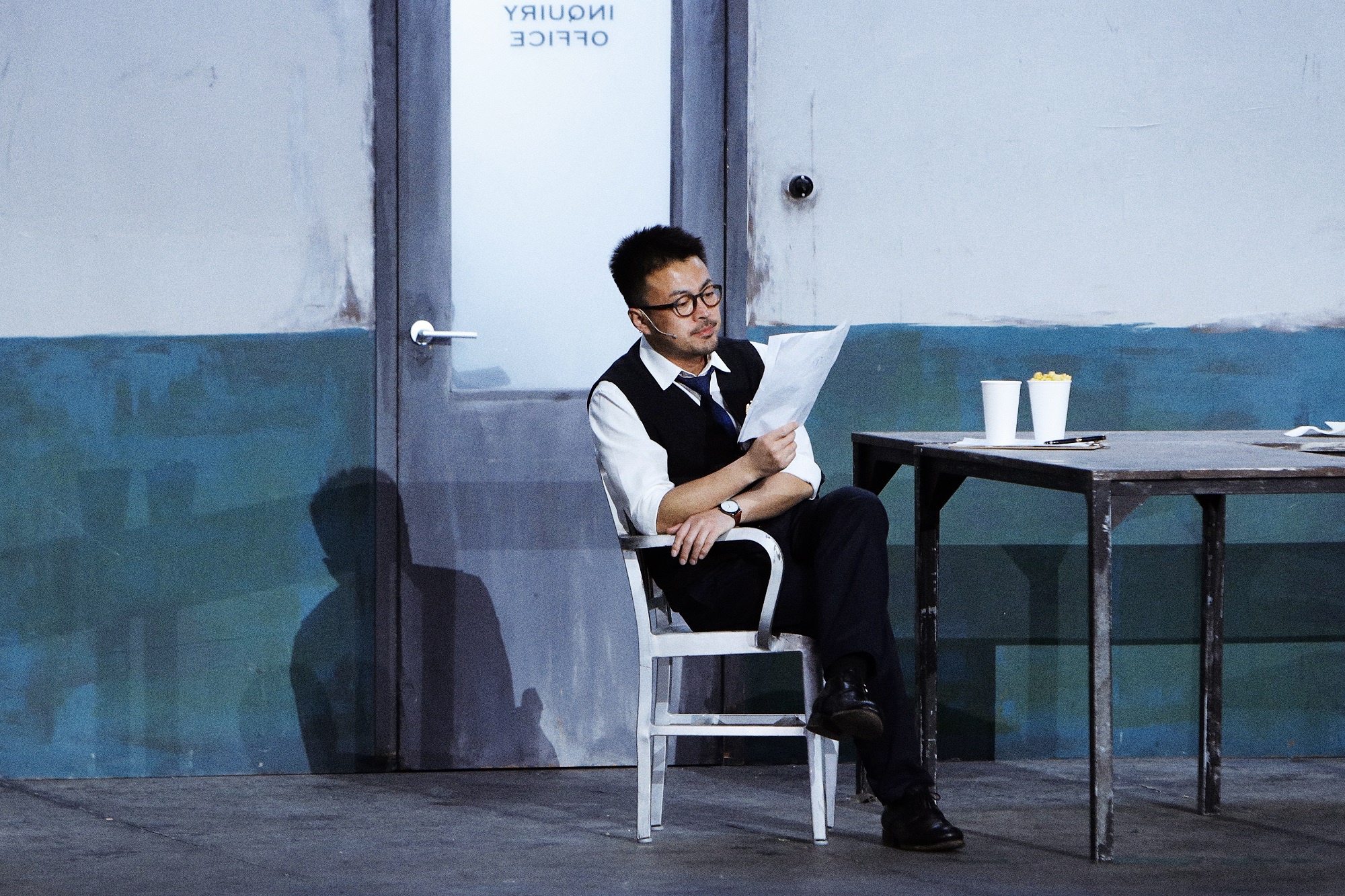 经典话剧枕头人北京开演周一围林家川同台飚戏善恶对决