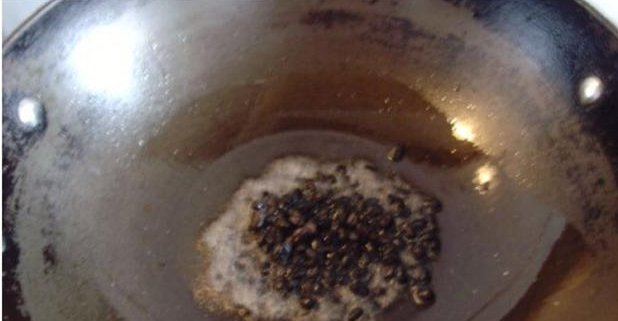 婆婆做的辣椒酱特别香,保证一吃就停不了嘴,因为婆婆放了这三样休闲区蓝鸢梦想 - Www.slyday.coM 婆婆做的辣椒酱特别香,保证一吃就停不了嘴,因为婆婆放了这三样休闲区蓝鸢梦想 - Www.slyday.coM