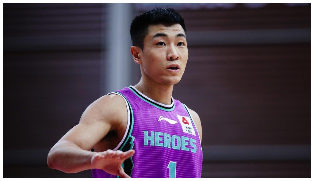 山东西王男篮在休赛期据说补强了锋线,引入了广州男篮弃将司坤.