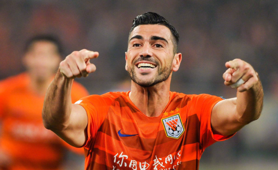 山东鲁能泰山与外援佩莱的合同年底到期,山东鲁能还会续约佩莱吗