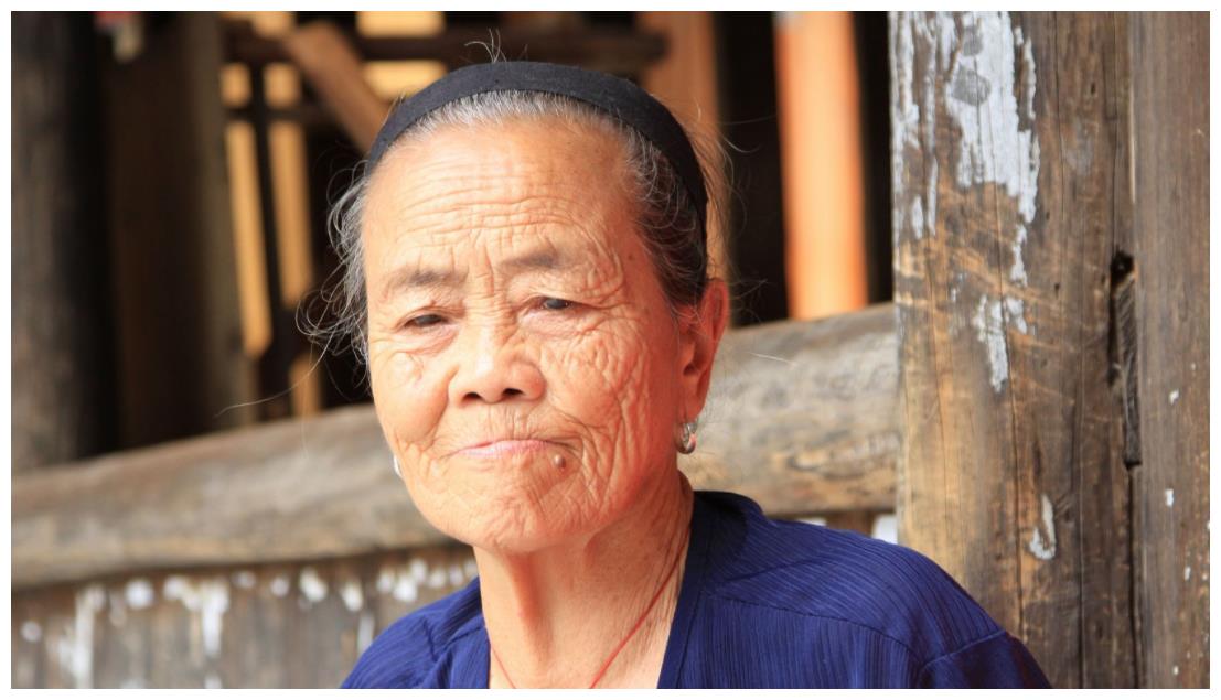 68岁大妈哭诉:退休金7千,两室一厅的房子,再婚后却都没了