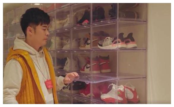 陈赫豪宅曝光,看到他家的墙,网友:抵得上上海一套房!