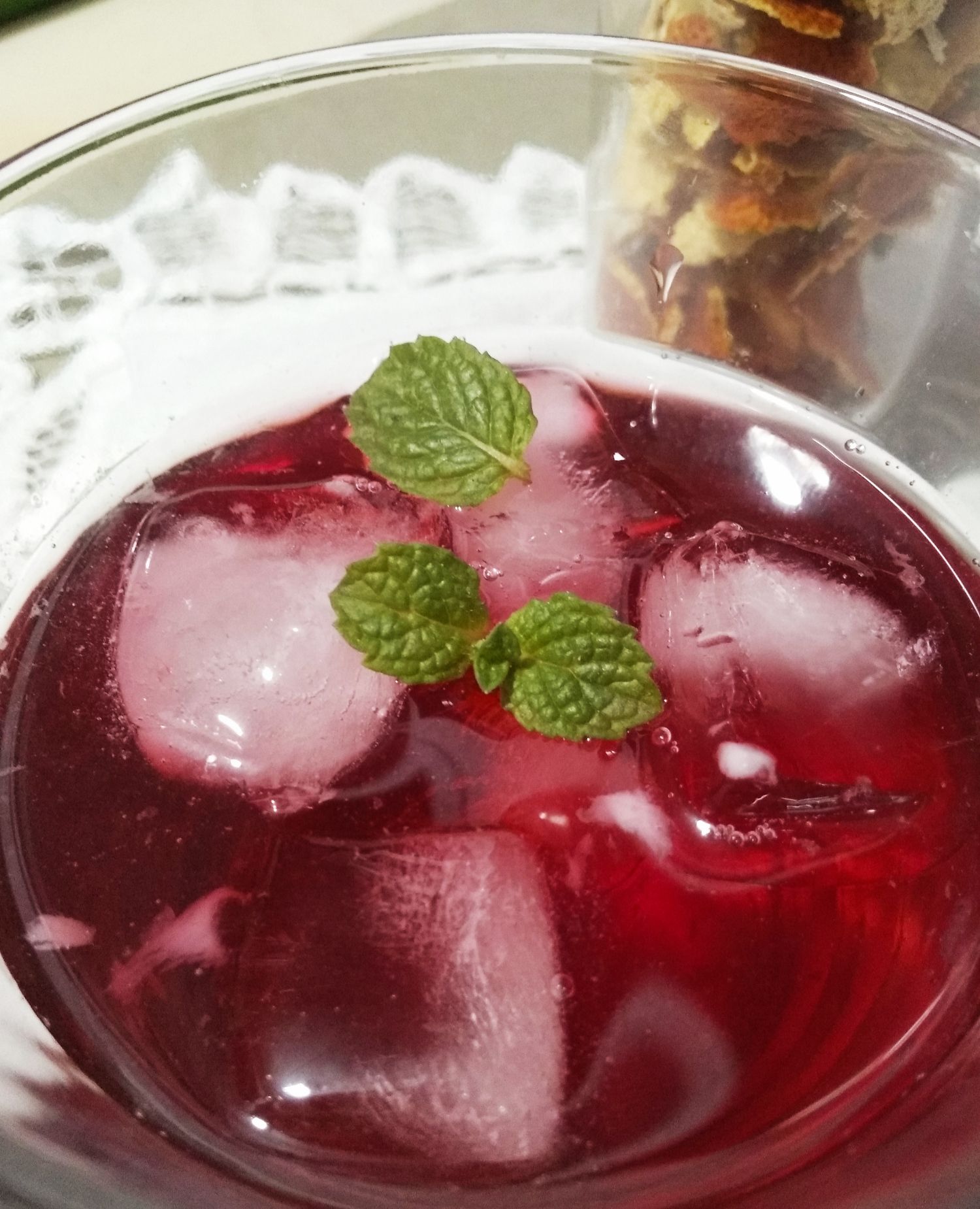 冰爽酸梅汤,清热解暑,生津止渴,炎炎夏日每天一杯,酸甜可口!