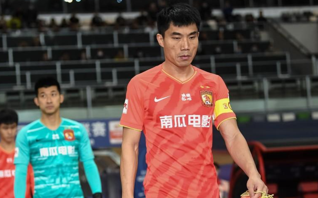 短期内不建议郑智担任广州恒大主帅,理由有三个原因