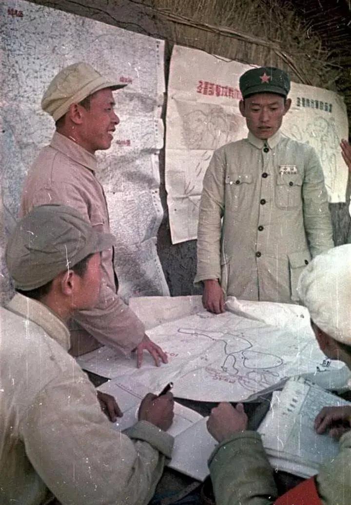 三大战役老照片:解放军势如破竹,国军兵败如山倒