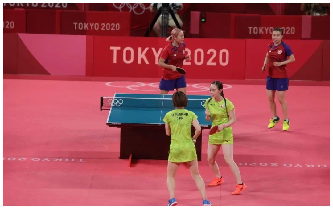 日本队为啥有俩这么可爱的人？逆天人气简直不科学！休闲区蓝鸢梦想 - Www.slyday.coM