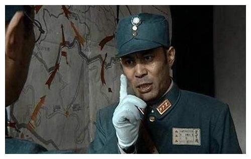 你看看他叛变的时机,实在是蠢得要命|楚云飞|亮剑|营长_新浪新闻