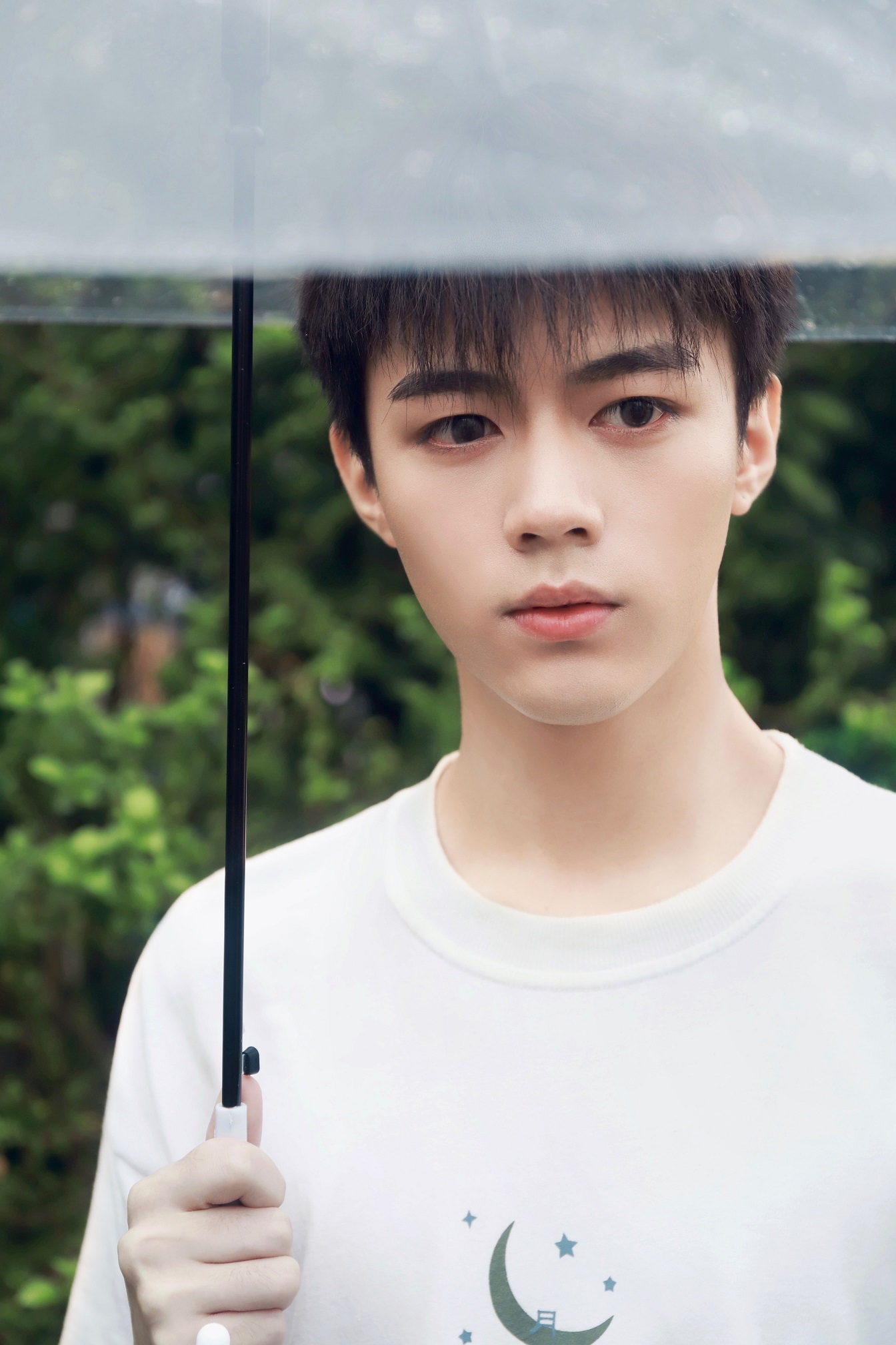 《周生如故》持续热播 新晋演员罗殿夏未来可期