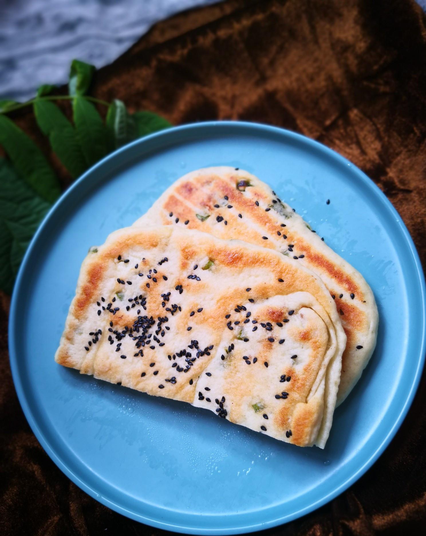 早餐饼营养又快速的做法咸香酥脆葱香四溢出锅都不够吃