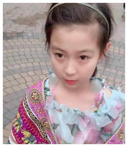 不愧为赵四孙女赵兰妮跳舞惊艳网友象牙山新颜值担当非她莫属