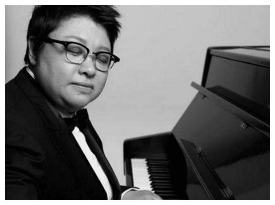 当初在高空缆车上坠落好运捡回一条命的男婴韩厚厚现在怎样了