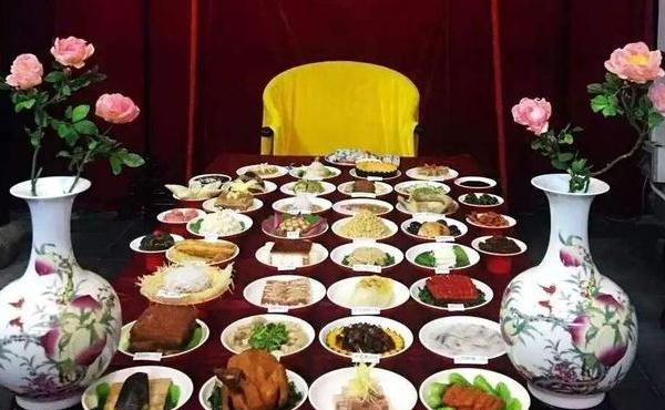 古代皇帝吃的御膳到底是些什么东西