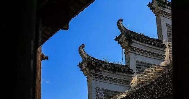 江西又一古村走红,位于上饶现存古建100余栋,融合四省风格