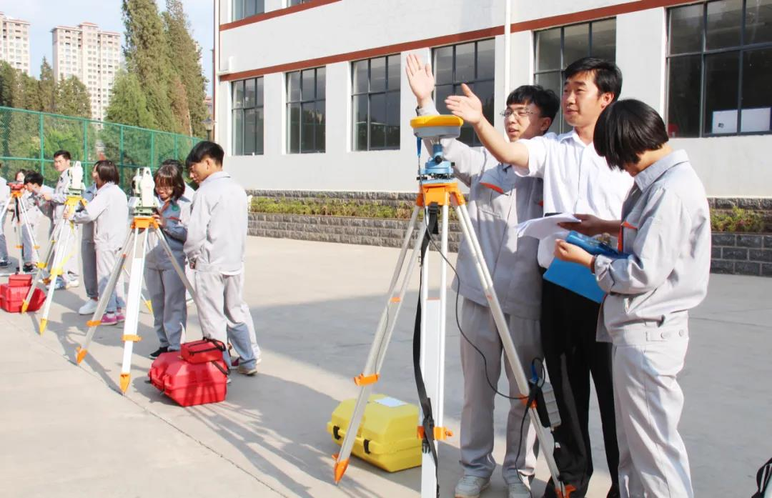 原省人口学校_不会还有人不知道这个学校吧!