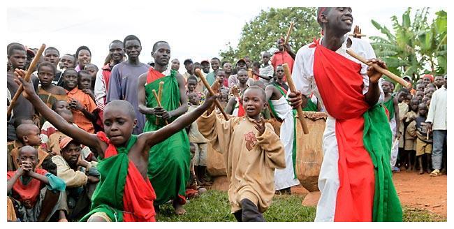 非洲唯一的土豪国家亿万富翁随处可见十亿元能兑换一元人民币