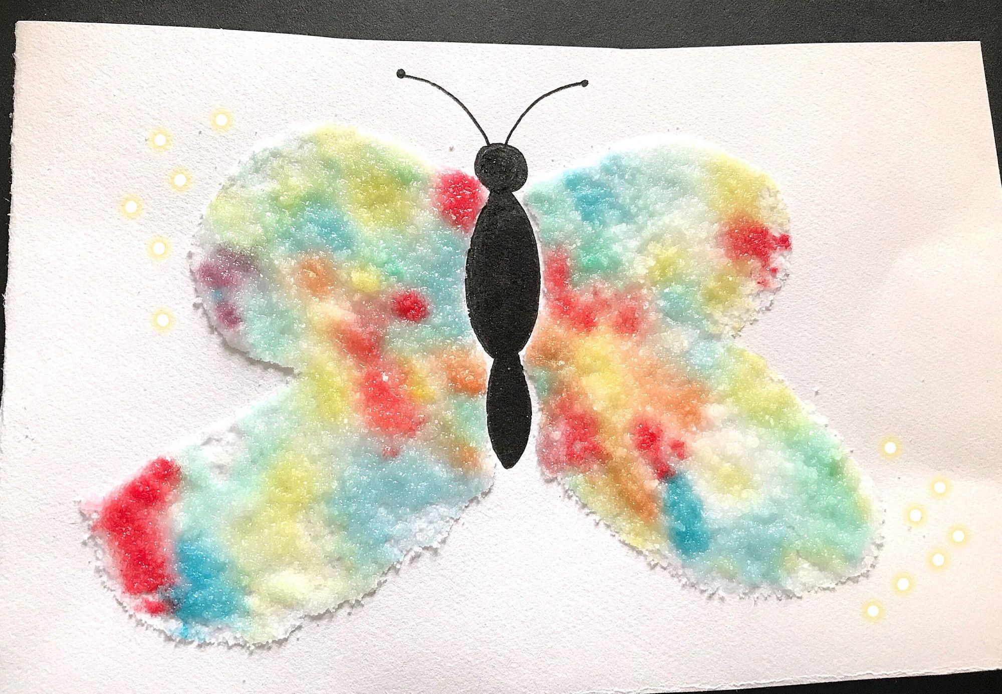 除了笔,盐也可以画蝴蝶