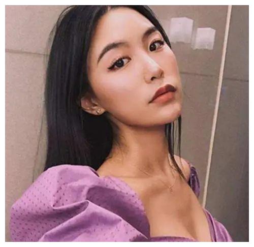 高以翔与女友bella的这段感情令粉丝们动容,当初高以翔离世,大家除了