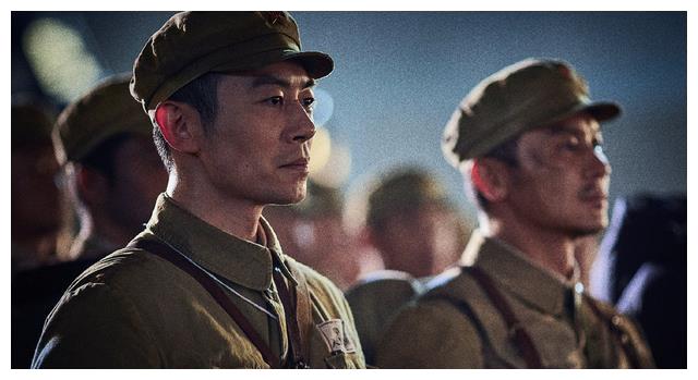 三天票房破8亿!《长津湖》一路高歌,已打破十余项票房纪录休闲区蓝鸢梦想 - Www.slyday.coM 三天票房破8亿!《长津湖》一路高歌,已打破十余项票房纪录休闲区蓝鸢梦想 - Www.slyday.coM